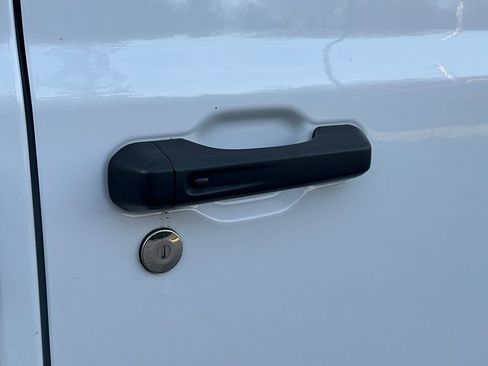 Used 2022 Jeep Wrangler Unlimited Sport image 9