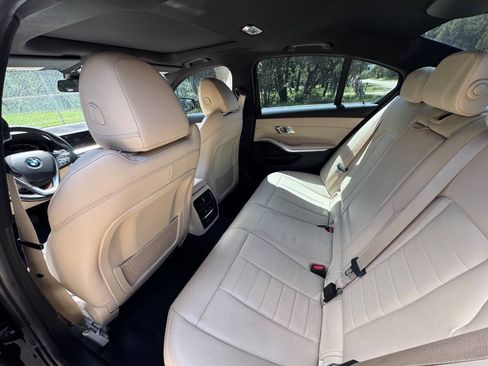 Used 2020 BMW 330i Sedan w/ Convenience Package RWD image 36