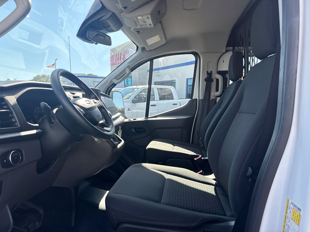 Used 2025 Ford Transit 250 Low Roof w/ Exterior Upgrade Package RWD image 24