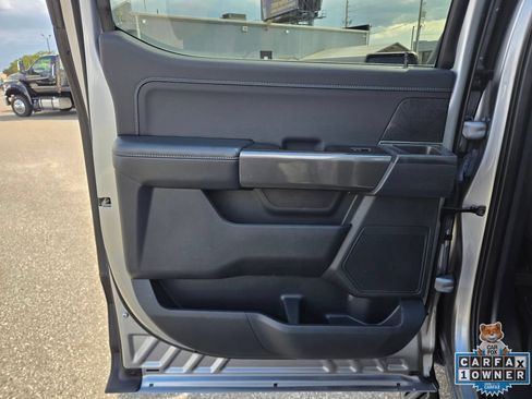 Used 2022 Ford F150 XLT w/ Equipment Group 302A High RWD image 40