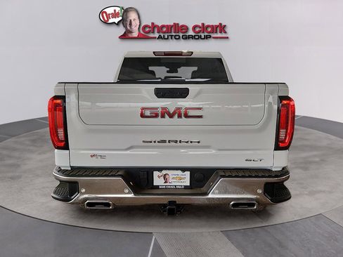 New 2026 GMC Sierra 1500 SLT AWD/4WD image 4