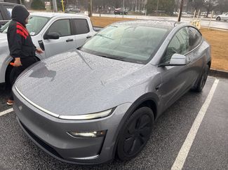 Used 2026 Tesla Model Y 2WD video 1