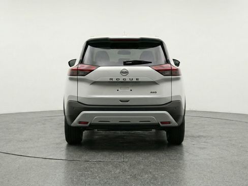 Used 2025 Nissan Rogue SV image 7
