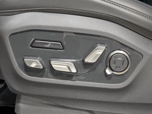 Used 2024 Kia EV9 GT-Line AWD/4WD image 7