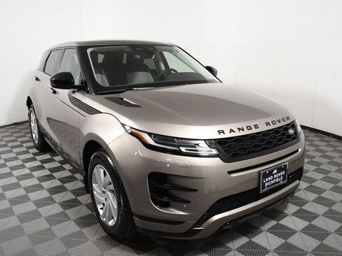 Used 2023 Land Rover Range Rover Evoque R-Dynamic S AWD/4WD image 9