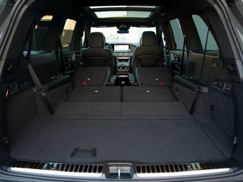 New 2026 Mercedes-Benz GLS 450 4MATIC image 24