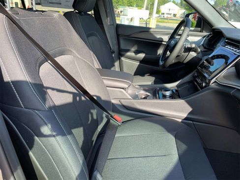 New 2025 Jeep Grand Cherokee L Laredo w/ Luxury Tech Group I image 29