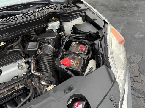 Used 2011 Honda CR-V LX image 39