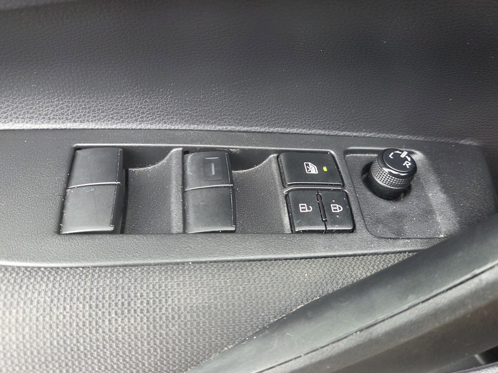 Certified 2024 Toyota Corolla LE FWD image 13