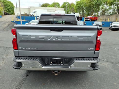 Used 2020 Chevrolet Silverado 1500 LTZ w/ LTZ Plus Package AWD/4WD image 4
