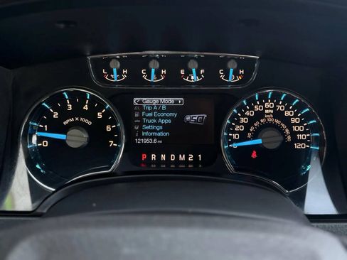 Used 2014 Ford F150 Lariat w/ Lariat Chrome Package AWD/4WD image 15