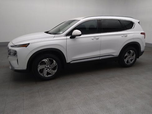 Used 2021 Hyundai Santa Fe SEL w/ Convenience Package image 2