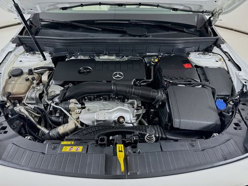 Certified 2023 Mercedes-Benz GLB 250 image 31
