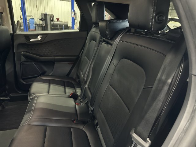 Certified 2020 Ford Escape SEL AWD/4WD image 30