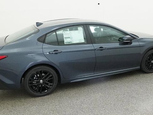 New 2026 Toyota Camry SE image 10