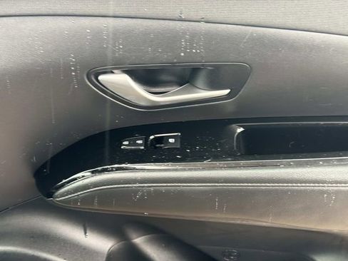 Used 2023 Hyundai Tucson Limited FWD image 20