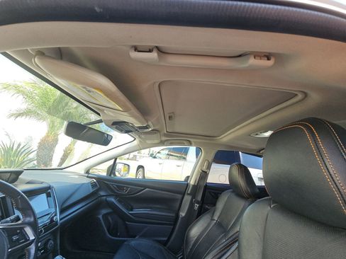 Used 2019 Subaru Crosstrek 2.0i Premium w/ Moonroof Package AWD/4WD image 11