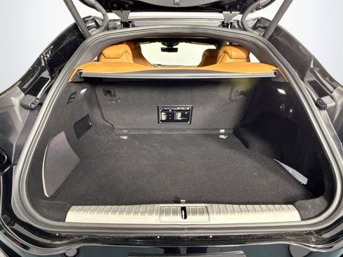 Used 2026 Ferrari Purosangue AWD/4WD image 28