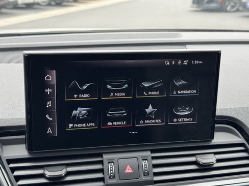 Used 2024 Audi SQ5 Premium Plus w/ Premium Plus Package image 25