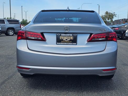 Used 2015 Acura TLX FWD image 4