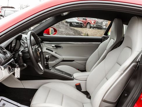 Used 2017 Porsche 718 Cayman image 23