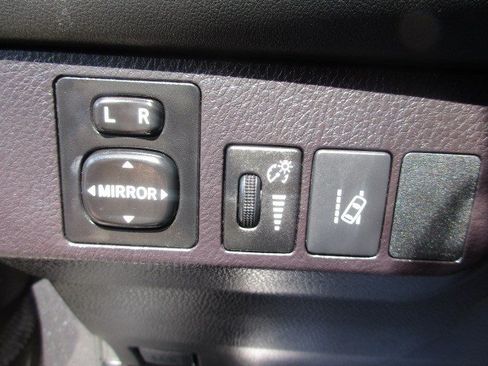 Used 2017 Toyota RAV4 LE w/ Carpet Mat Package FWD image 17