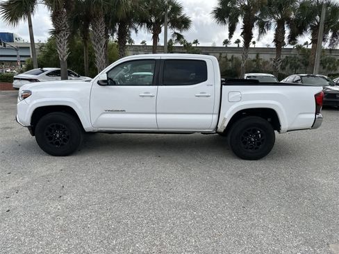 Used 2019 Toyota Tacoma SR5 image 3