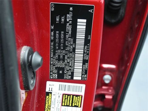 Used 2022 Toyota Highlander XLE image 20