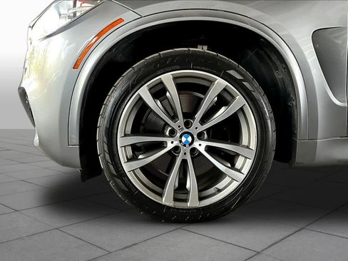 Used 2017 BMW X5 xDrive50i image 10