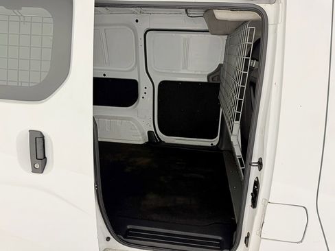 Used 2017 Chevrolet City Express LS image 26