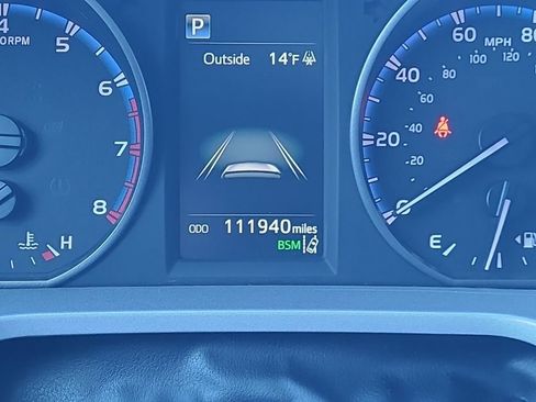 Used 2018 Toyota RAV4 XLE image 18