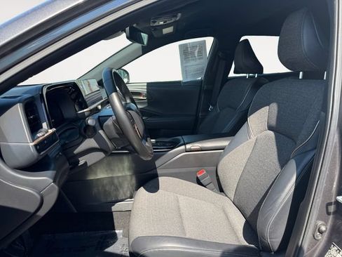 Certified 2024 Toyota Crown AWD/4WD image 9