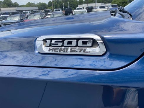 Used 2021 RAM 1500 Big Horn AWD/4WD image 12