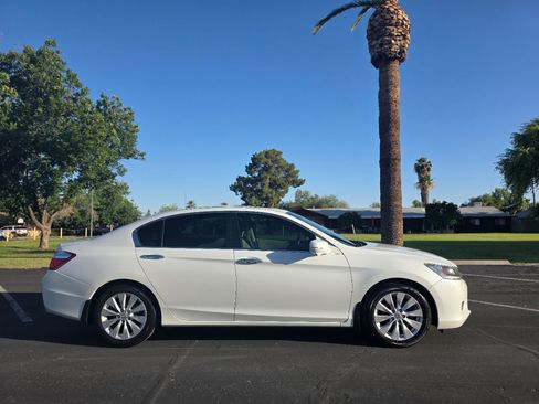 Used 2015 Honda Accord EX-L image 1