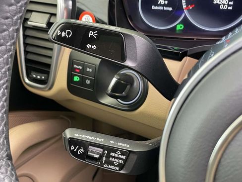 Certified 2023 Porsche Cayenne Platinum Edition AWD/4WD image 42