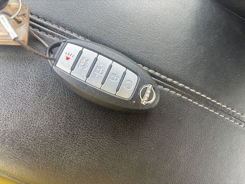 Used 2025 Nissan Altima 2.5 SV image 24