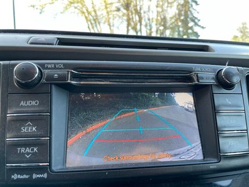 Used 2013 Toyota RAV4 XLE AWD/4WD image 17
