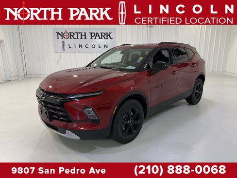 Used 2026 Chevrolet Blazer LT w/ Convenience Package FWD image 1