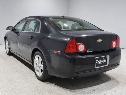 Used 2010 Chevrolet Malibu LS image 9