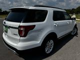 Used 2016 Ford Explorer XLT w/ Equipment Group 202A image 5