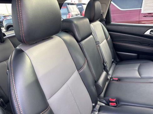 Certified 2020 Nissan Pathfinder SL image 26