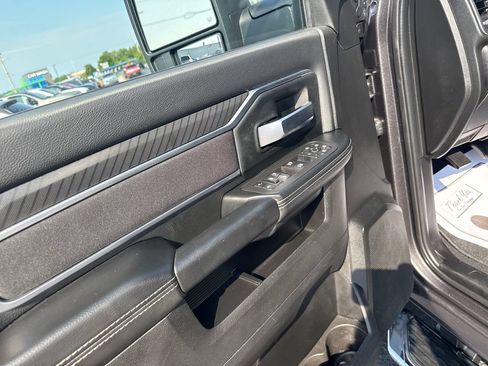 Used 2025 RAM 2500 Big Horn AWD/4WD image 24