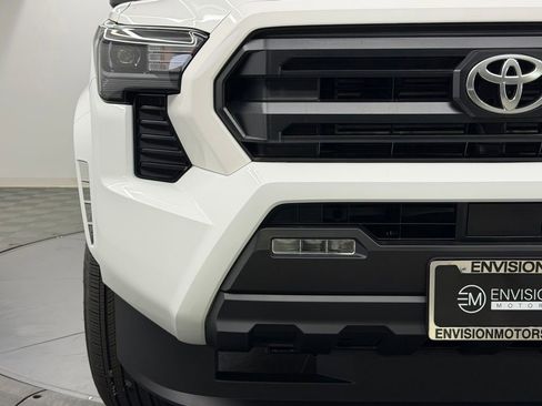 New 2026 Toyota Tacoma SR5 AWD/4WD image 8
