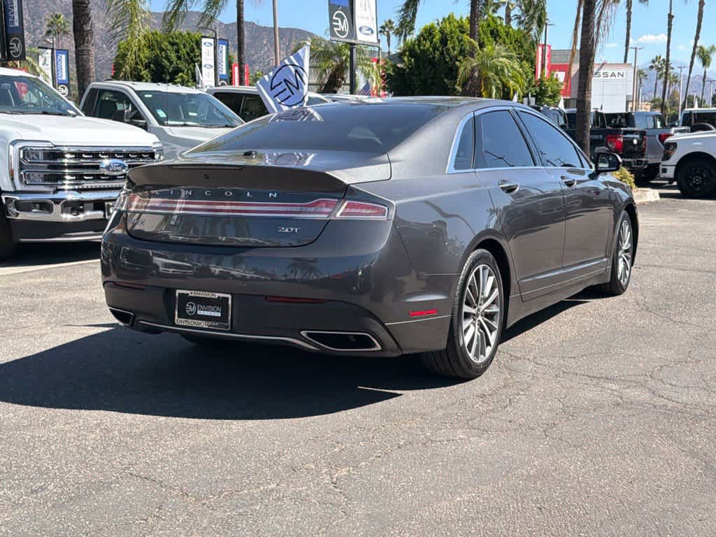 Used 2017 Lincoln MKZ Premiere FWD image 12