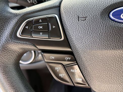 Used 2017 Ford Escape S FWD image 23