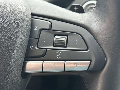 Used 2020 Cadillac XT4 Premium Luxury image 33