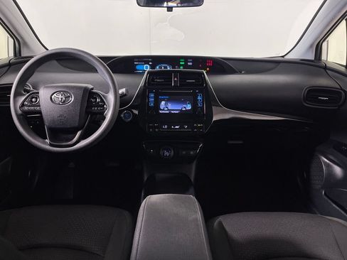 Certified 2019 Toyota Prius LE w/ Carpet Mat Package FWD image 14