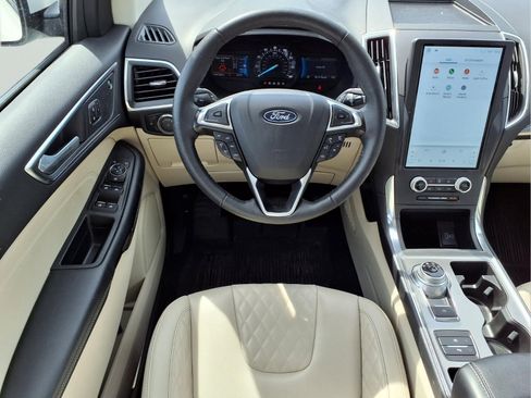 Used 2024 Ford Edge Titanium AWD/4WD image 12