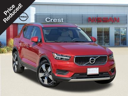 Used 2020 Volvo XC40 T5 Momentum