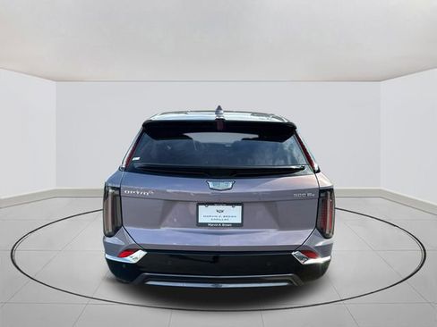 New 2026 Cadillac Optiq Luxury 1 image 12
